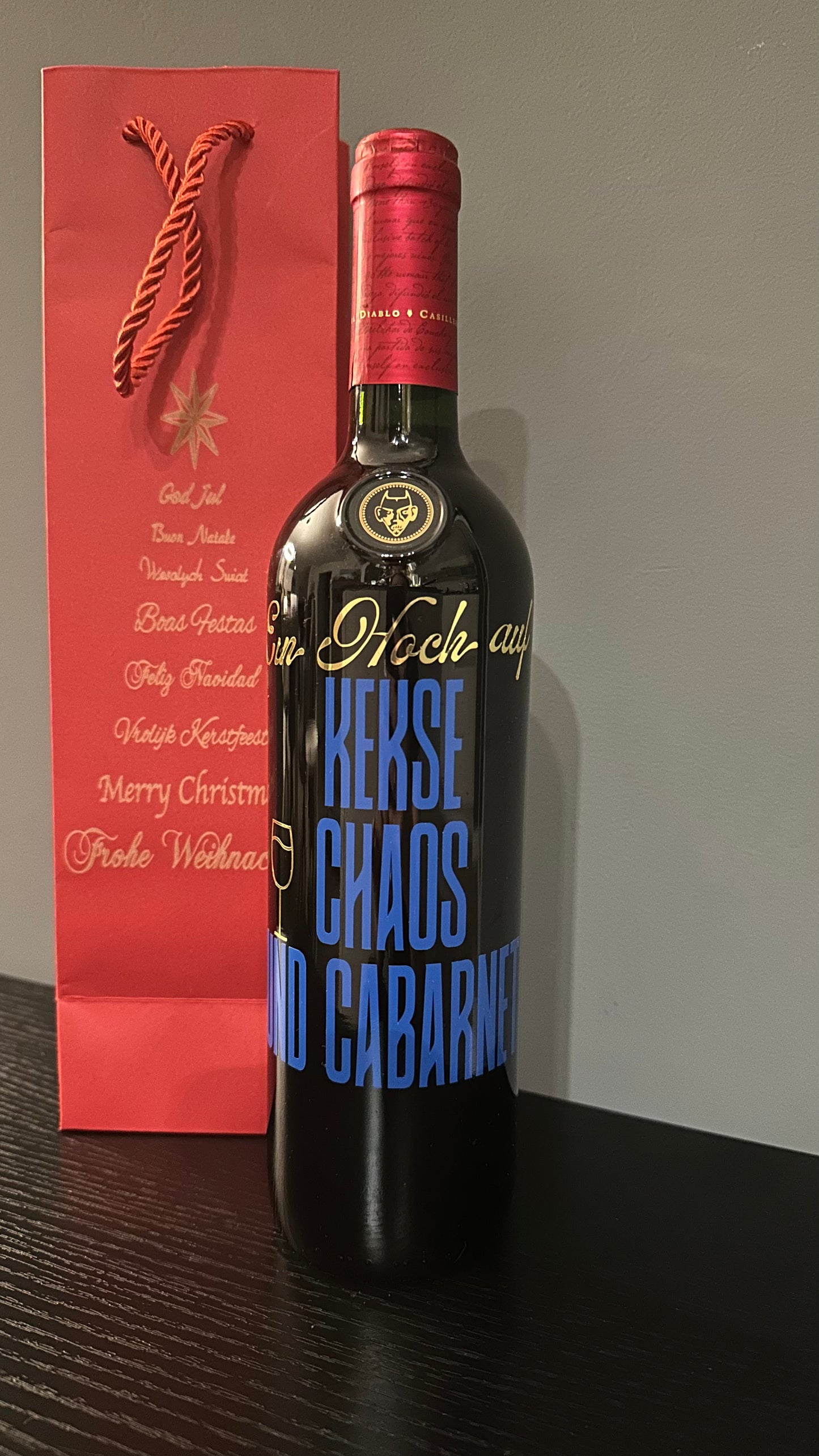 Weinflasche mit Sprüchen