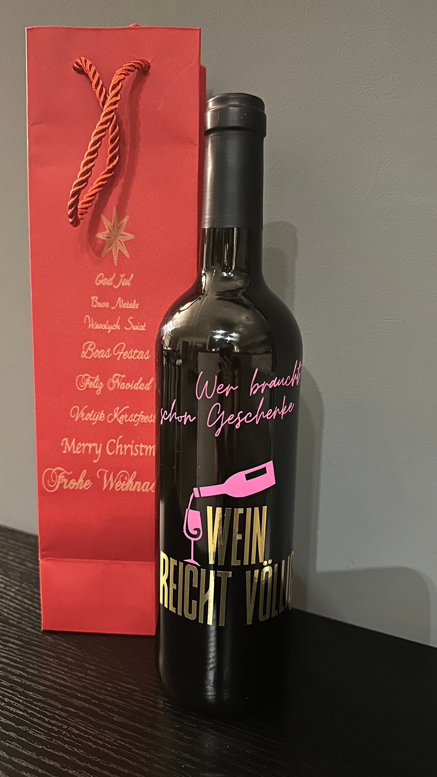 Weinflasche mit Sprüchen