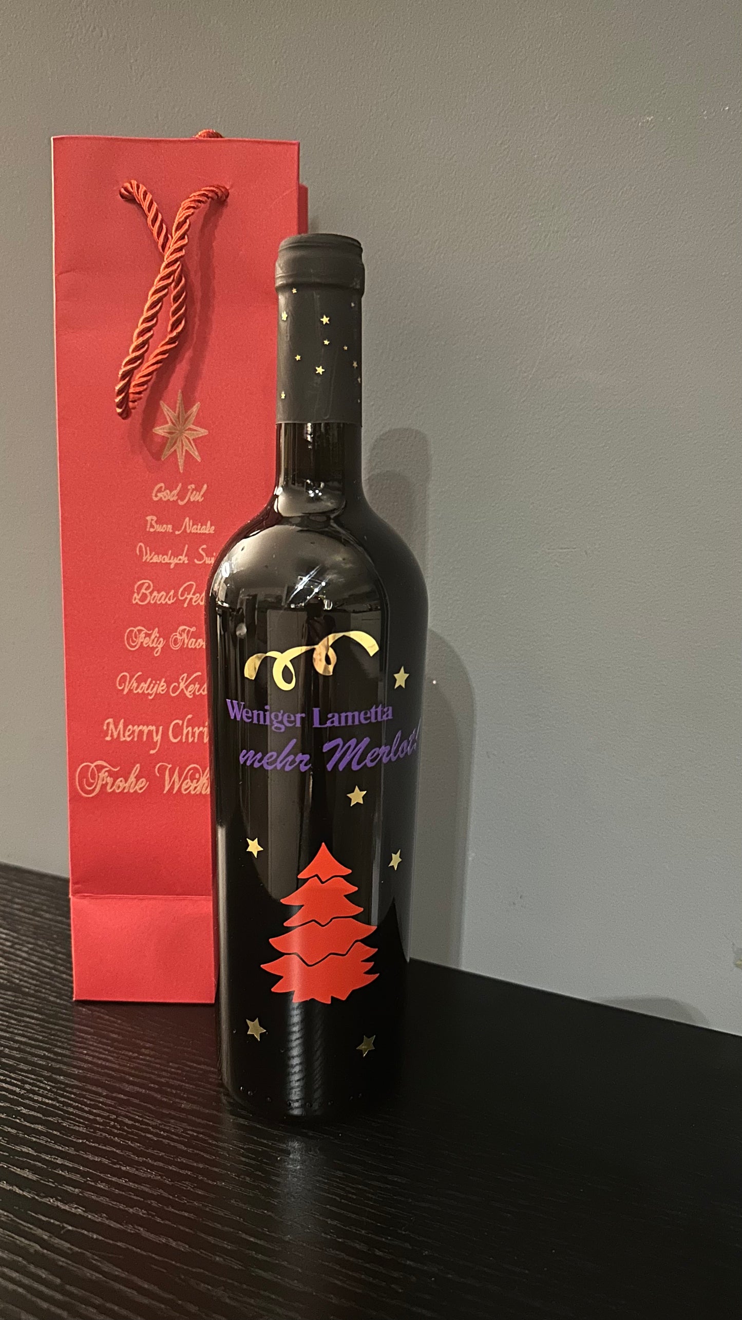 Weinflasche mit Sprüchen